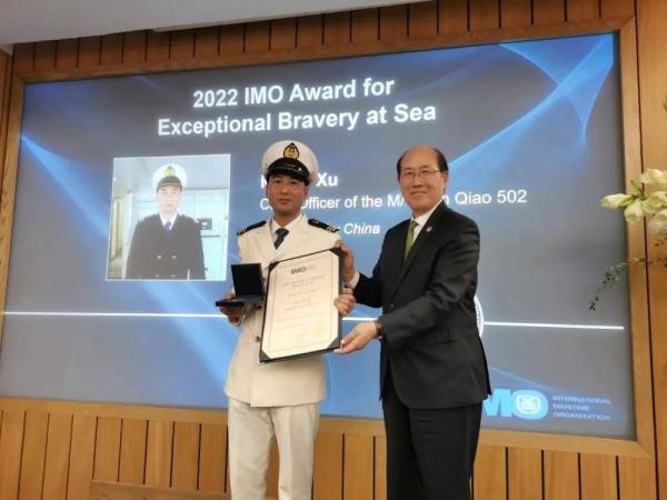 这个奖章，许波是今年唯一的获奖者