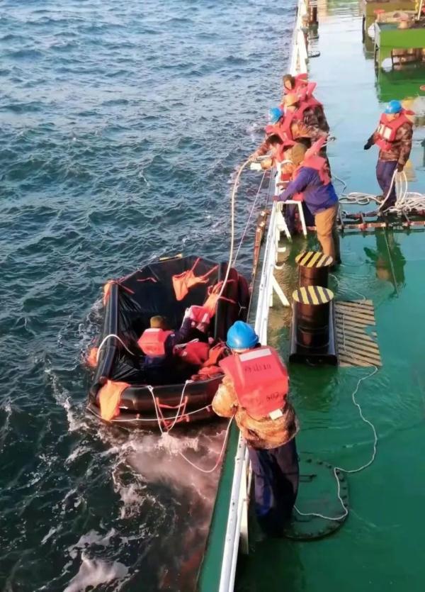 这个奖章，许波是今年唯一的获奖者